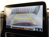 バックガイドモニターで、後方を確認しながら安心して駐車することができます。運転初心者も熟練者も必須の機能ですよ!