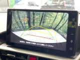 【バックカメラ】駐車時に後方がリアルタイム映像で確認できます。大型商業施設や立体駐車場での駐車時や、夜間のバック時に大活躍!運転スキルに関わらず、今や必須となった装備のひとつです!