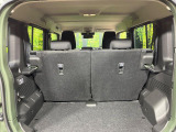 普段のお買い物や通勤、送迎等に十分な荷室スペースを確保しております。セカンドシートを倒すと、大きな荷物の積載も可能です♪