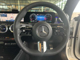 握りやすいハンドルの形状をしておりますので、お客様の運転をサポートしてくれます!