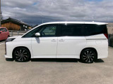 トヨタ認定中古車になります。まるごとクリーニングで見えない部分もまるごと洗浄しております。