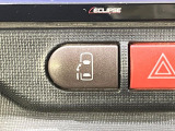 【パワースライドドア】スマートキーや運転席のスイッチで後席スライドドアの開閉が可能♪電動だから力を入れてドアを開ける必要が無く、小さなお子様でも簡単に開け閉めでき快適です♪