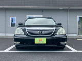 当店在庫は外装、内装クリーニング後に展示し、併せて事故修復歴の有無、メーター改ざん歴の有無も第三者機関による検査を全台実施しております。車検、整備、鈑金塗装も自社で対応できますのでご安心ください。
