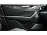 Maserati神戸の車輌も共有しておりますので、お気軽にお問い合わせ下さい♪♪☆無料通話番号☆0078-6002-354690