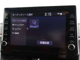 お客様のニーズを想像しながら、『見て』『触って』『体感』が出来るように仕入れ活動を行っております。