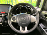 【ステアリングスイッチ】運転中、前方から目線をそらすことなく、オーディオ等の操作が可能な便利機能!安心&快適なドライブを演出してくれます♪