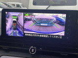 アラウンドビューモニター付きで車庫入れも楽々