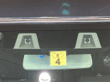 【スズキ セーフティサポート】走行中に前方の車両等を認識し、衝突しそうな時は警報とブレーキで衝突回避と被害軽減をアシスト。より安全にドライブをお楽しみいただけます。