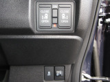 レーザーを照射しカメラで前走車等を検知し衝突の回避・軽減を図るホンダセンシングとVSA(車両挙動安定化制御システム)走る・曲がる・止まるの全領域で安定性を確保するためのシステム装備。安心ですね!
