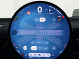 エアコンも画面から、温度、風向き、風量が変更できます。緊急性が高いデフロスター(曇り止め)ボタンは物理スイッチで残っております。