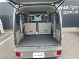 シートを倒せば大きな荷物の載せれますよ