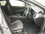 運転しやすいポジションのフロントシート