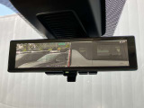 【インテリジェントルームミラー】はリアカメラが車両後方を映し出すので、いつでもクリアな後方視界を確保!夜間や悪天候の運転でも安心です♪