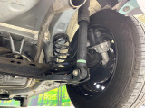 お車を安心してお乗りいただく為には、足回りの定期点検が欠かせません。サービスサポート(有償保証)では無料点検もご提供しており、安心のカーライフをお過ごしいただけるサポート体制が整っています。