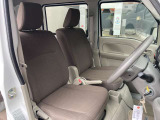 運転席からの視界もよくどなたがお乗りになられても運転しやすい車両になっていますよ
