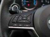 便利なステアリングスイッチ装備です。