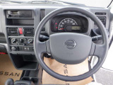 運転席、助手席エアバッグ装備。