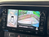 【マルチアラウンドモニター】専用のカメラにより、上から見下ろしたような視点で360度クルマの周囲を確認することができます☆死角部分も確認しやすく、狭い場所での切り返しや駐車もスムーズに行えます。