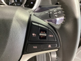 レーダークルーズコントロールは先行車との車間を維持しながら追従走行を行い、長距離でのドライバー負担を軽減させてくれます。