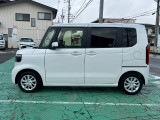 左パワースライドドア付きで便利!小さなお子様も乗り降り楽々です♪スイッチは運転席にもありますよ!