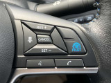 プロパイロット装備。高速道路航行時での巡行や前方の車との車間保持、減速から停止、発進、加速まで自動でアシストする機能です。