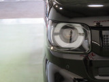 LEDヘッドライトは、点灯の瞬間から光量を発揮し、突然暗くなるトンネルなどでの安定感を高めます。