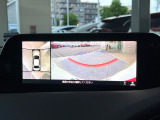 【360&deg;ビューモニター】専用のカメラにより、上から見下ろしたような視点で360度クルマの周囲を確認することができます☆死角部分も確認しやすく、狭い場所での切り返しや駐車もスムーズに行えます。