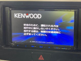 【ナビゲーション】目的地までしっかり案内してくれる使いやすいナビ。Bluetooth接続すればお持ちのスマホやMP3プレイヤーの音楽を再生可能!毎日の運転がさらに楽しくなります!!