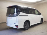 走りにこだわりながら収納力も持ち合わせたお車です。荷物を載せて軽快なドライブを楽しめますよ♪