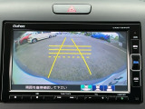 バックカメラも装備しております。車庫入れの苦手なお客様、もうご心配いりません。バックカメラがあれば、ぶつける心配無し?!重宝します!!