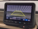 バックカメラも装備しております。車庫入れの苦手なお客様も安心!重宝してくれます!