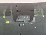 【トヨタセーフティセンス】走行中に前方の車両等を認識し、衝突しそうな時は警報とブレーキで衝突回避と被害軽減をアシスト。より安全にドライブをお楽しみいただけます。