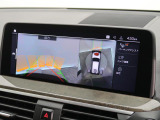【アラウンドビューモニター】バックカメラに加え、360度のカメラで駐車も楽々。駐車が苦手な方でも安心してお乗りいただけます。