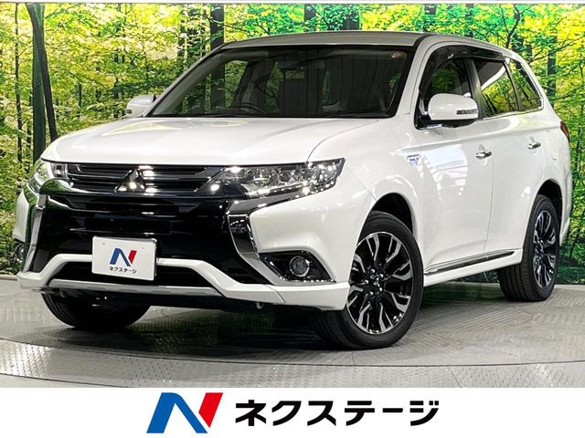 アウトランダーPHEV 2.0 G ナビパッケージ 4WD 