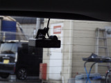 後方ドライブレコーダーも付いておりますので、安心感が上がります。