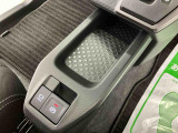 2.「定期点検整備」は安心してお乗り頂く為に、ご納車までに法定12カ月点検相当の点検を行います。