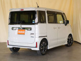 ■車検・整備・鈑金・保険・カー用品・燃料販売・洗車コーティング事業・カーリペア&デントリペア等、全てをカワウチグループで完結することができます。私に任せてください。『一度のご縁を一生のお付き合いに』