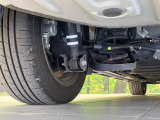 お車を安心してお乗りいただく為には、足回りの定期点検が欠かせません。サービスサポート(有償保証)では無料点検もご提供しており、安心のカーライフをお過ごしいただけるサポート体制が整っています。