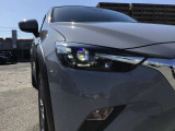 LEDヘッドライトで夜間も安心して運転ができます☆