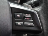 ◆アダプティブクルーズコントロール◆予め設定した車速内でクルマが自動的に加減速。前走車との適切な車間距離を維持しながら追従走行します。