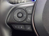 ステアリングスイッチ装備!運転しながら手元でオーディオの操作などができます。