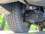 お車を安心してお乗りいただく為には、足回りの定期点検が欠かせません。サービスサポート(有償保証)では無料点検もご提供しており、安心のカーライフをお過ごしいただけるサポート体制が整っています。