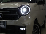 【LEDヘッドライト】悪天候や夜間走行時も良好な視界を確保し安心して運転できる高輝度LEDヘッドライトを装備!点灯速度が早く、消費電力も抑えられています!!