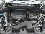 安心のBMW認定中古車は100項目の箇所を徹底的にチェック致します。機械的な箇所や電気系、コンピューターなどをご納車前に点検し、交換基準に達した部品は全て新品に修理返品した後にご納車致します。