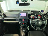 メーターやシフト、スイッチ位置など運転席まわりの配置はしっくりいきたいものですね!まずは座ってチェックしてみて下さい♪
