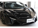 プラクティカリティパック(車両リフト/電動ミラー/ソフトクローズドア/パーキングセンサー前後/リアビューカメラ)