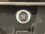 ワンプッシュでエンジンのスタート、ストップが出来て便利です。