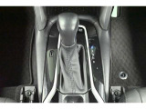 トヨタならではの「3つの安心」をセットにした『トヨタ認定中古車』です。「まるごとクリーニング」「車両検査証明書」「ロングラン保証」付き。