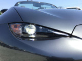 LEDヘッドライトで夜間も安心して運転ができます☆
