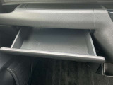グローブボックスも収納しやすさ◎